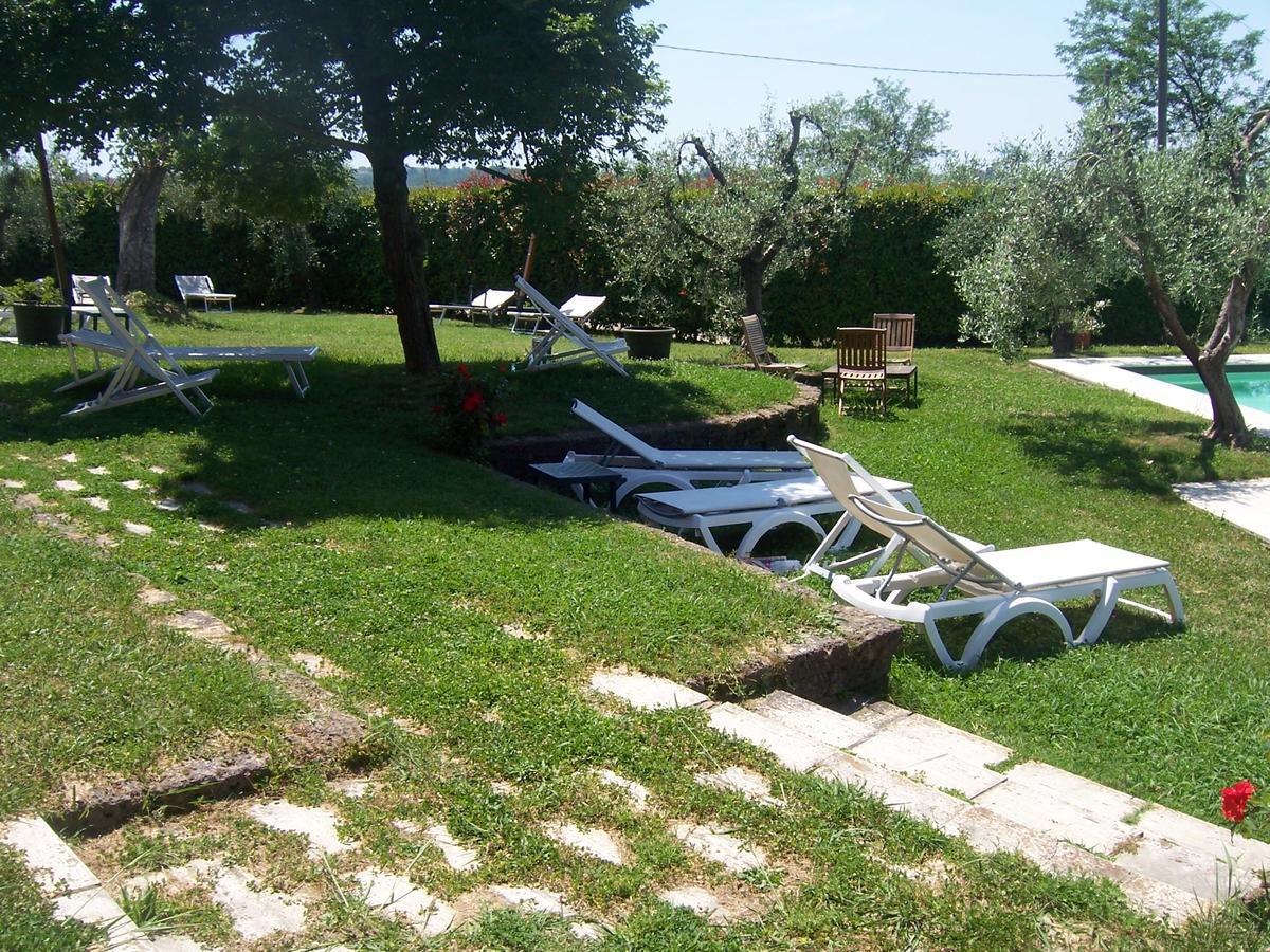 Agriturismo Le Due Querce Lazzeretto Eksteriør billede